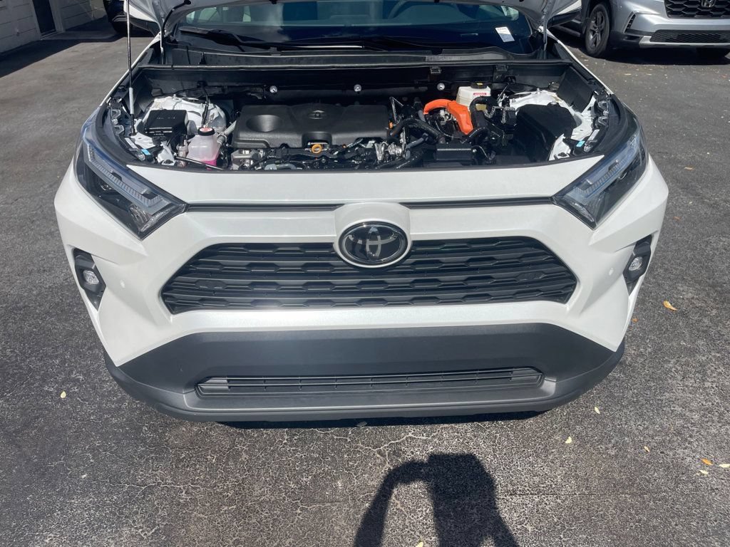 Used 2025 Toyota RAV4 XLE Premium w/ Weather Package AWD/4WD image 23