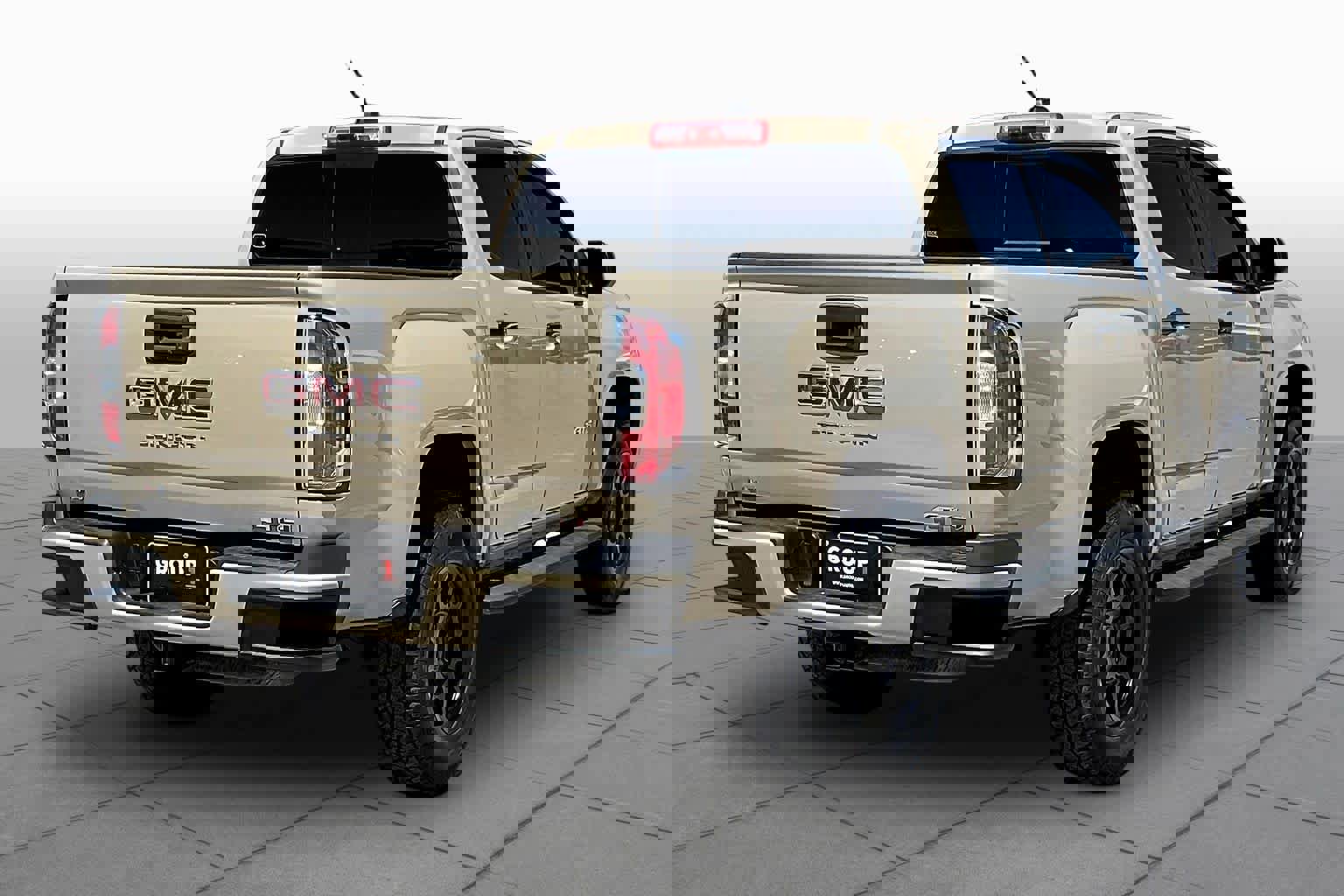 Used 2021 GMC Canyon AT4 w/ Trailering Package AWD/4WD image 13