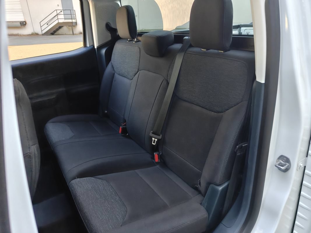 Used 2025 Ford Maverick XL w/ Equipment Group 102A AWD/4WD image 12