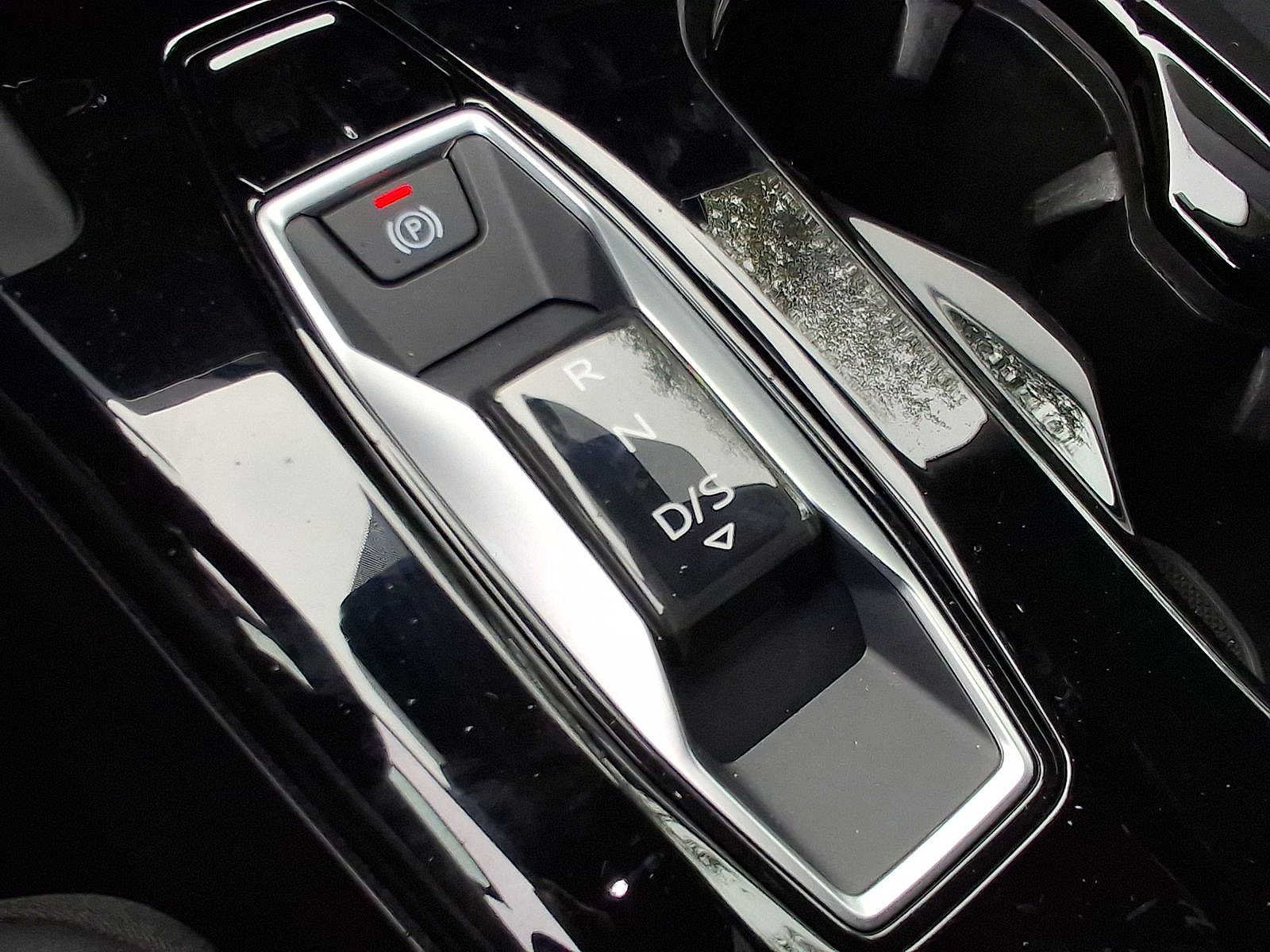 Used 2025 Audi Q5 Premium w/ Convenience Package AWD/4WD image 18