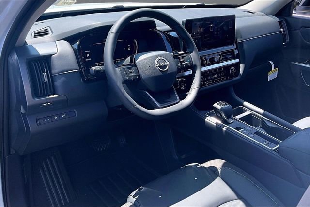 New 2026 Nissan Pathfinder SL FWD image 7