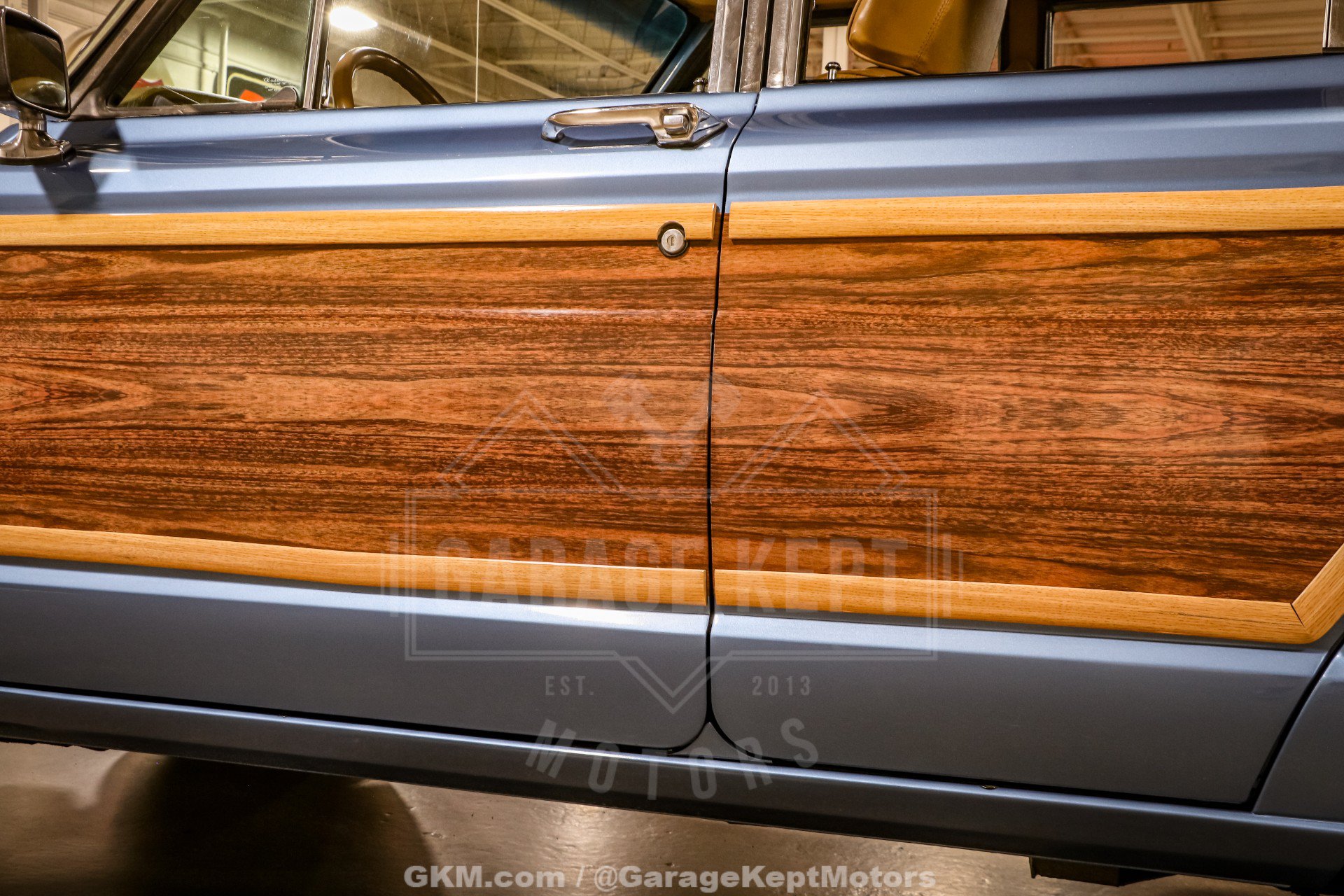 Used 1987 Jeep Grand Wagoneer AWD/4WD image 32