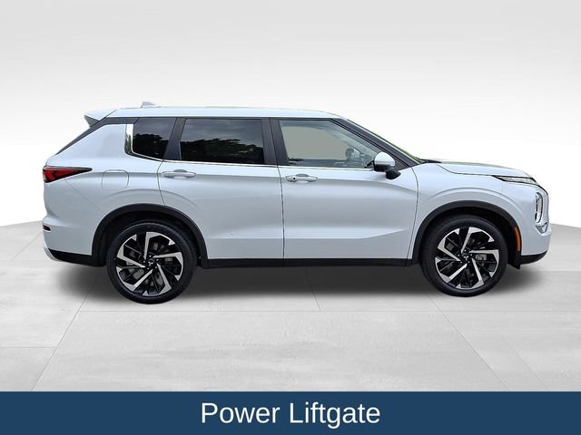 Used 2023 Mitsubishi Outlander SE FWD image 9