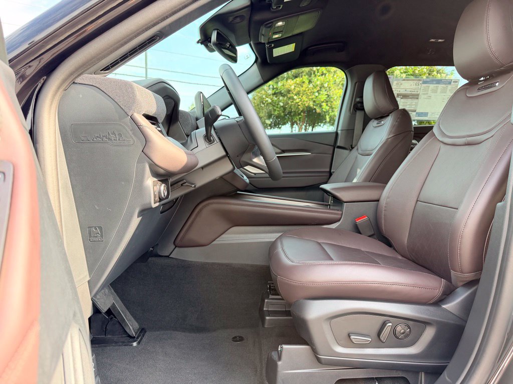 New 2027 Ford Explorer Platinum RWD image 19
