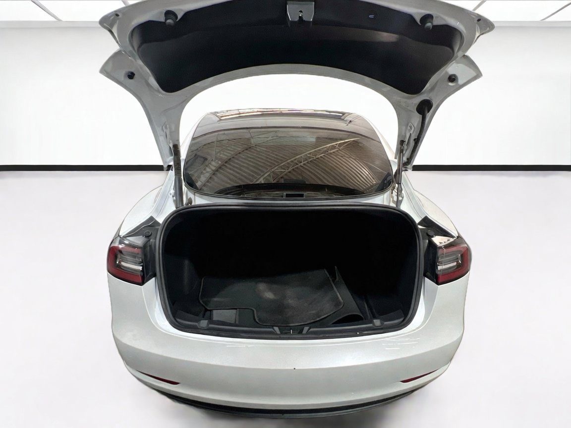 Used 2023 Tesla Model 3 Standard Range RWD image 19