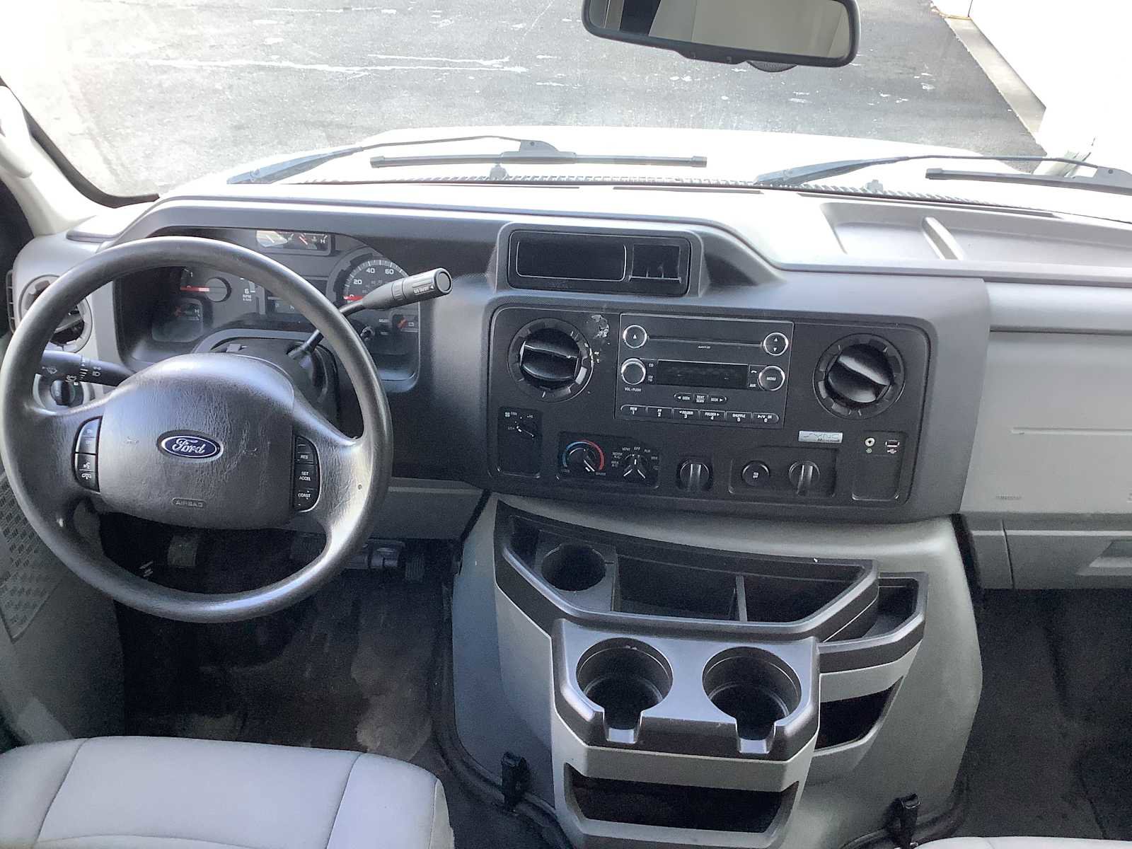 Used 2014 Ford E-250 and Econoline 250 image 10