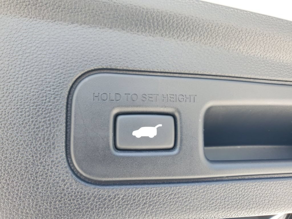 Used 2024 Acura MDX FWD image 9