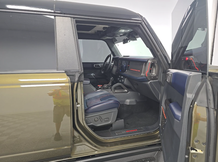 Used 2025 Ford Bronco Raptor AWD/4WD image 10
