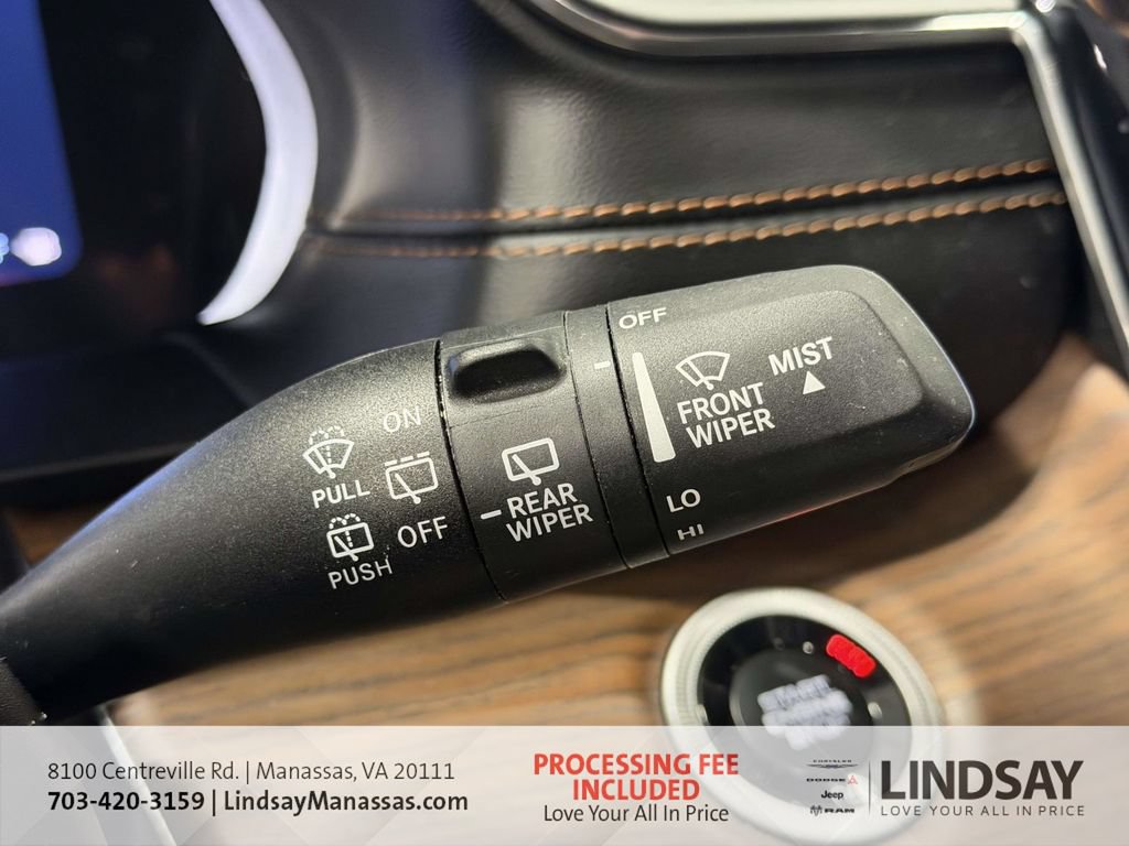 Used 2024 Jeep Grand Cherokee Summit w/ Luxury Tech Group V AWD/4WD image 25