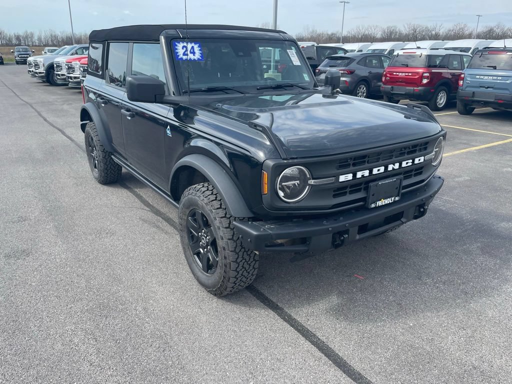 Certified 2024 Ford Bronco Black Diamond AWD/4WD image 3