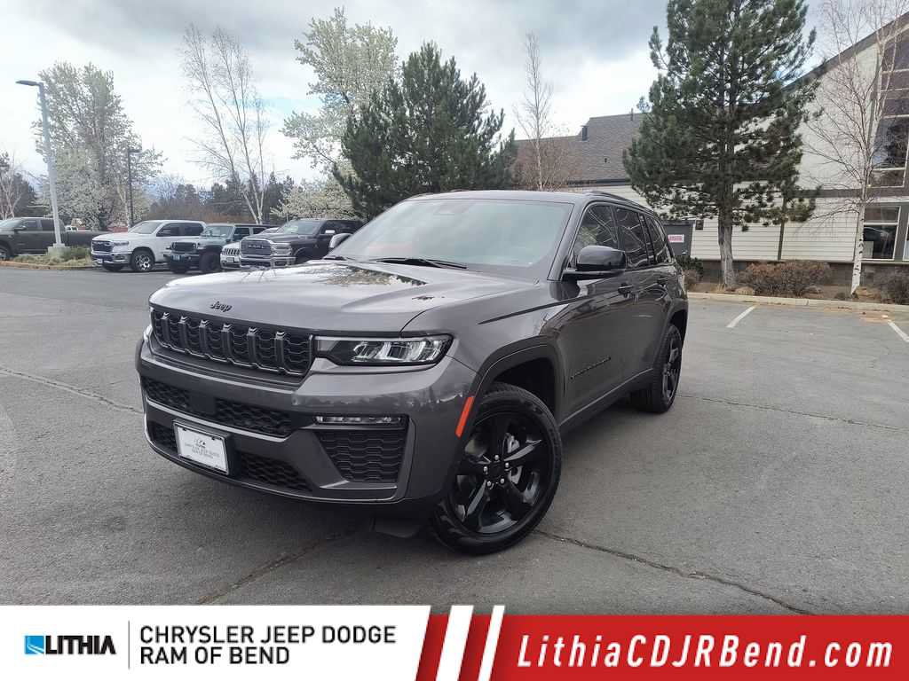 New 2026 Jeep Grand Cherokee Limited w/ Limited Altitude Package AWD/4WD image 1