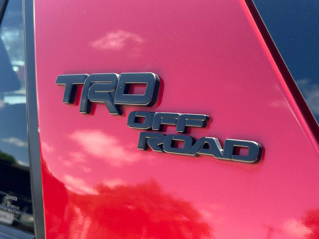 Used 2022 Toyota 4Runner TRD Off-Road Premium AWD/4WD image 14
