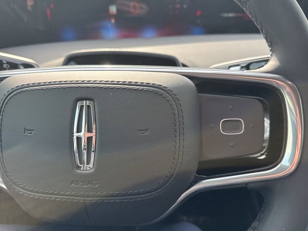 New 2026 Lincoln Nautilus Reserve AWD/4WD image 12