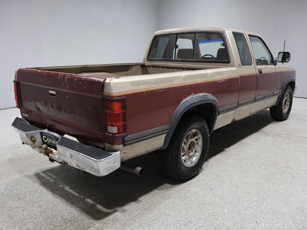 Used 1993 Dodge Dakota 2WD Club Cab image 2