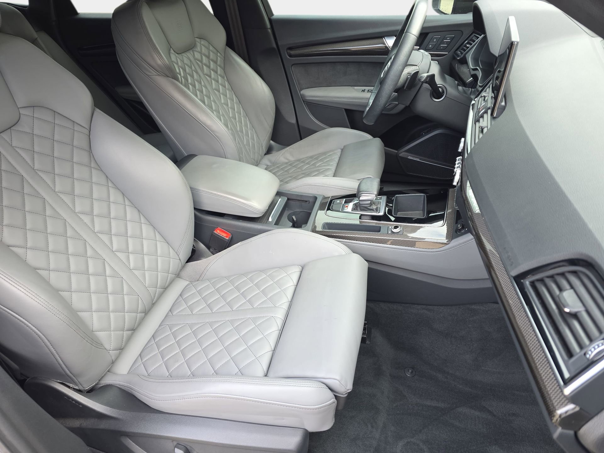 Used 2023 Audi SQ5 Prestige AWD/4WD image 10