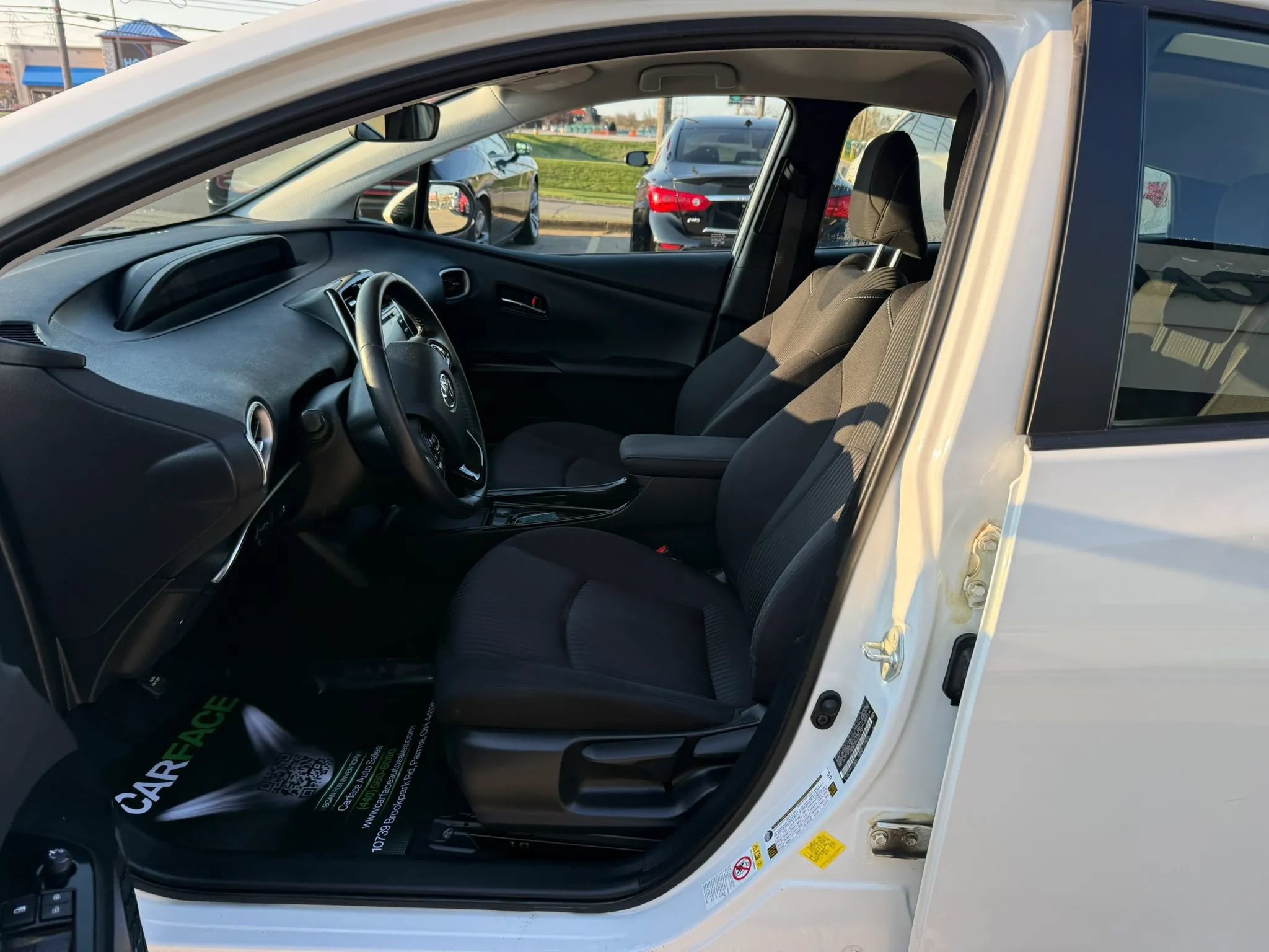 Used 2022 Toyota Prius Prime LE FWD image 18