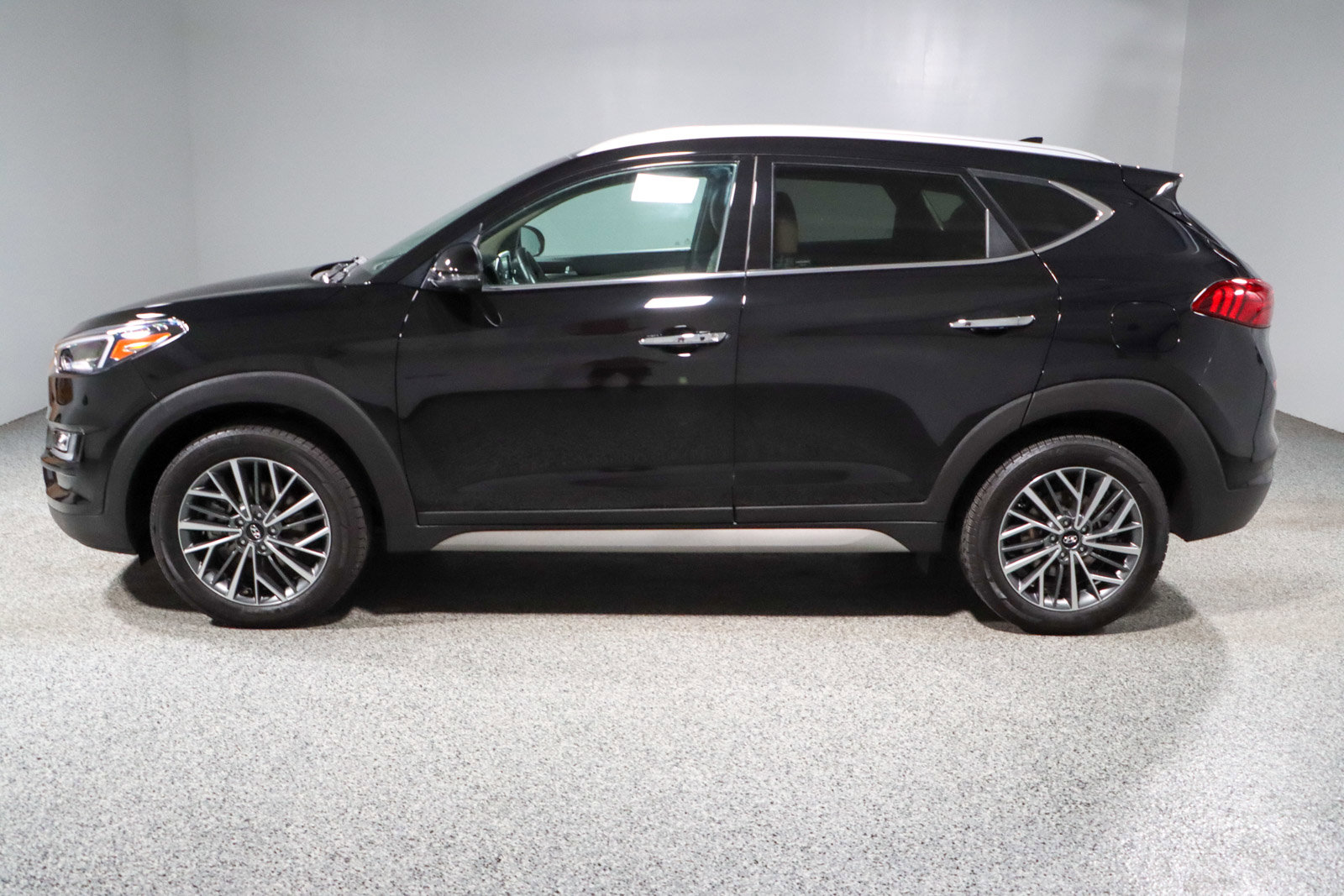 Used 2021 Hyundai Tucson Limited image 10