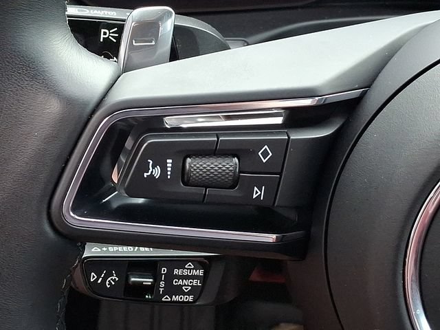 Certified 2023 Porsche Panamera 4 Platinum Edition AWD/4WD image 25