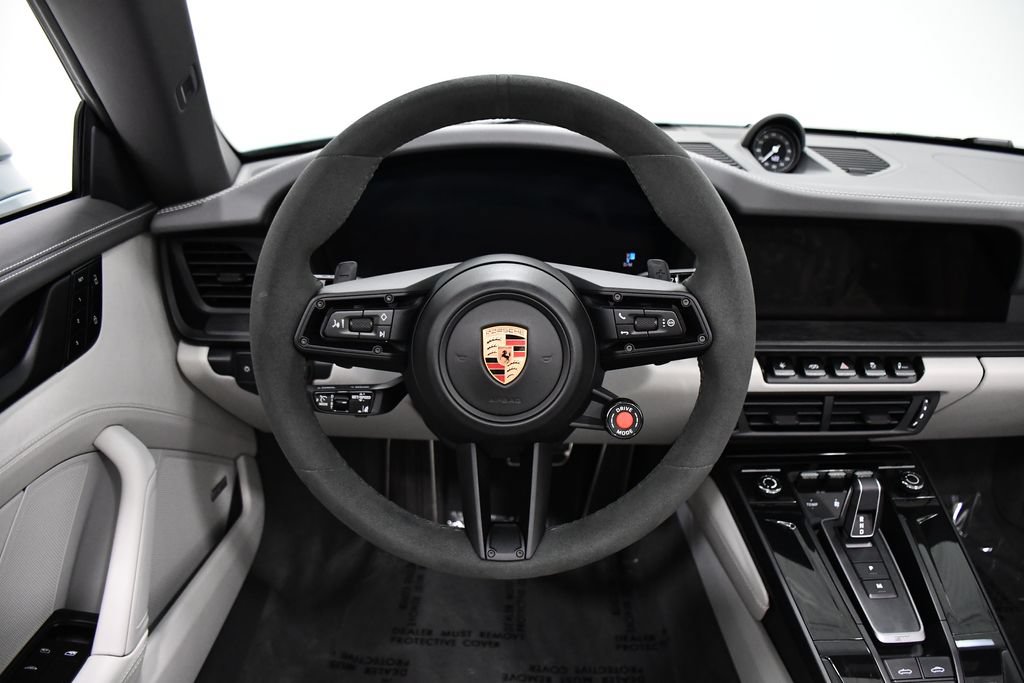 Used 2026 Porsche 911 Carrera 4 GTS AWD/4WD image 9