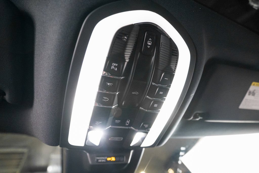New 2026 Porsche Macan S AWD/4WD image 28