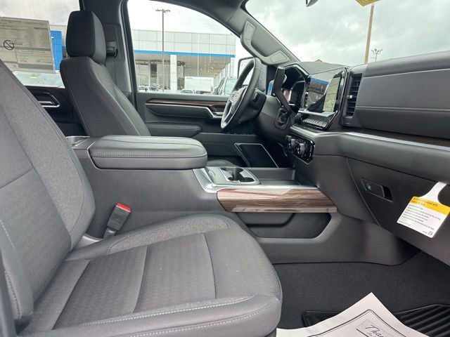 New 2026 Chevrolet Silverado 2500 LT w/ Trail Boss Package image 31