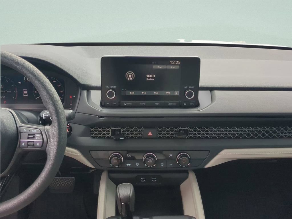 Certified 2025 Honda Accord LX image 15