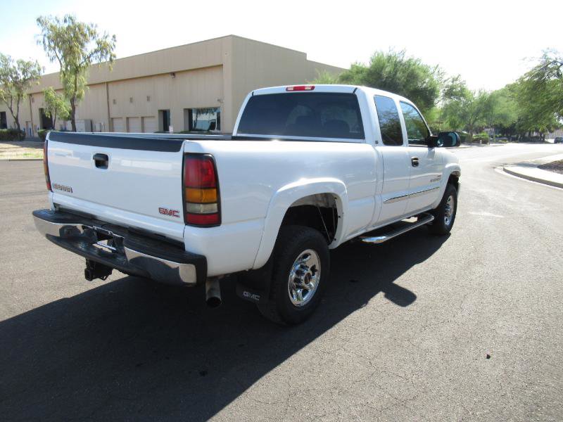 Used 2004 GMC Sierra 2500 SLE image 4