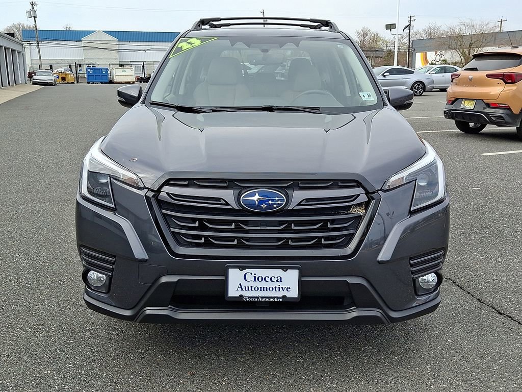 Used 2023 Subaru Forester Limited AWD/4WD image 5