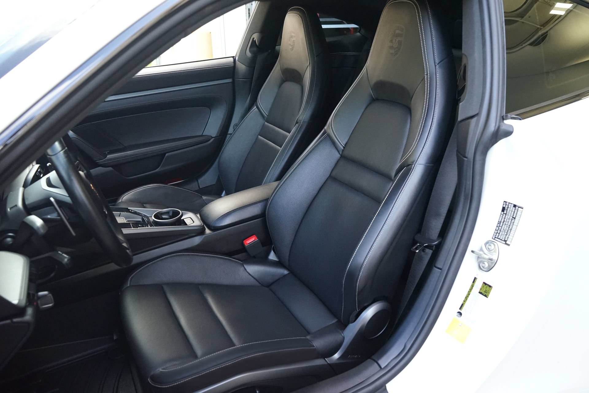 Used 2021 Porsche 911 Carrera RWD image 9