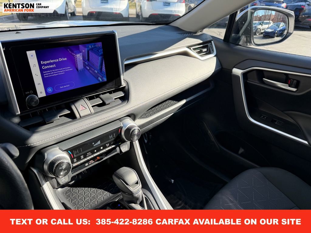 Used 2025 Toyota RAV4 XLE image 21
