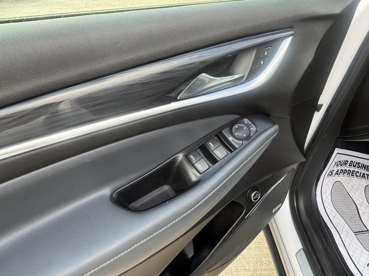 Used 2021 Buick Enclave Essence w/ Sound and Sites Package FWD image 15