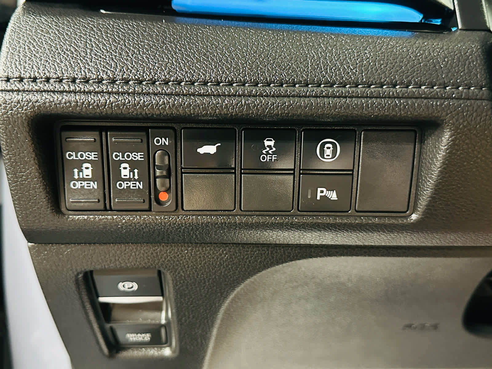 Used 2023 Honda Odyssey Elite image 13