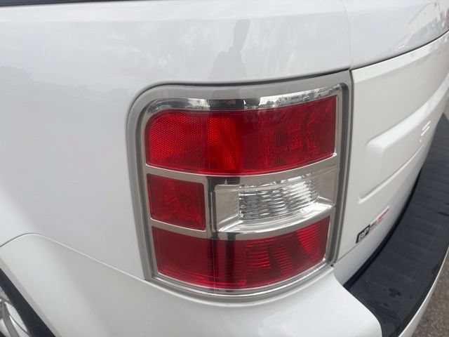 Used 2019 Ford Flex SE FWD image 10