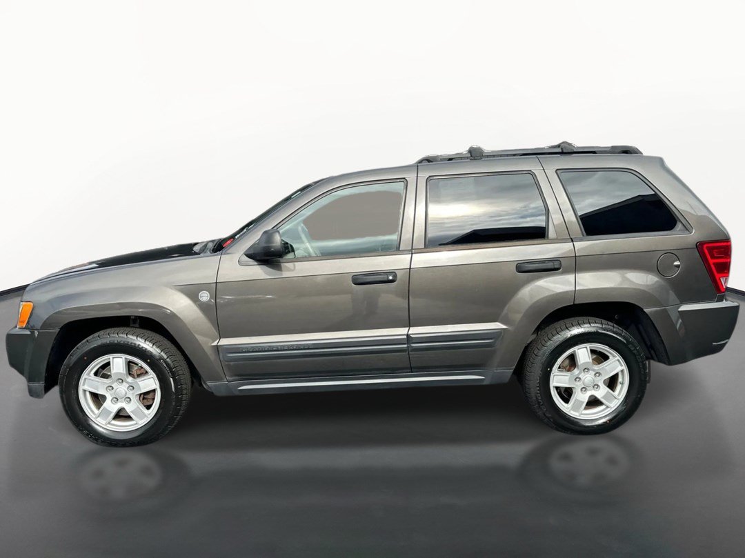Used 2005 Jeep Grand Cherokee Laredo AWD/4WD image 6
