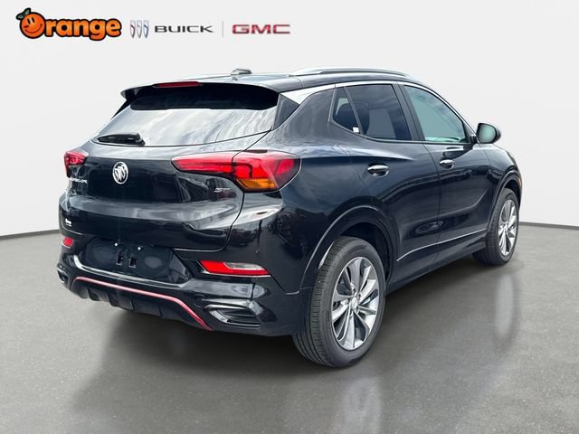 Used 2023 Buick Encore GX Select w/ Sport Touring Package FWD image 3