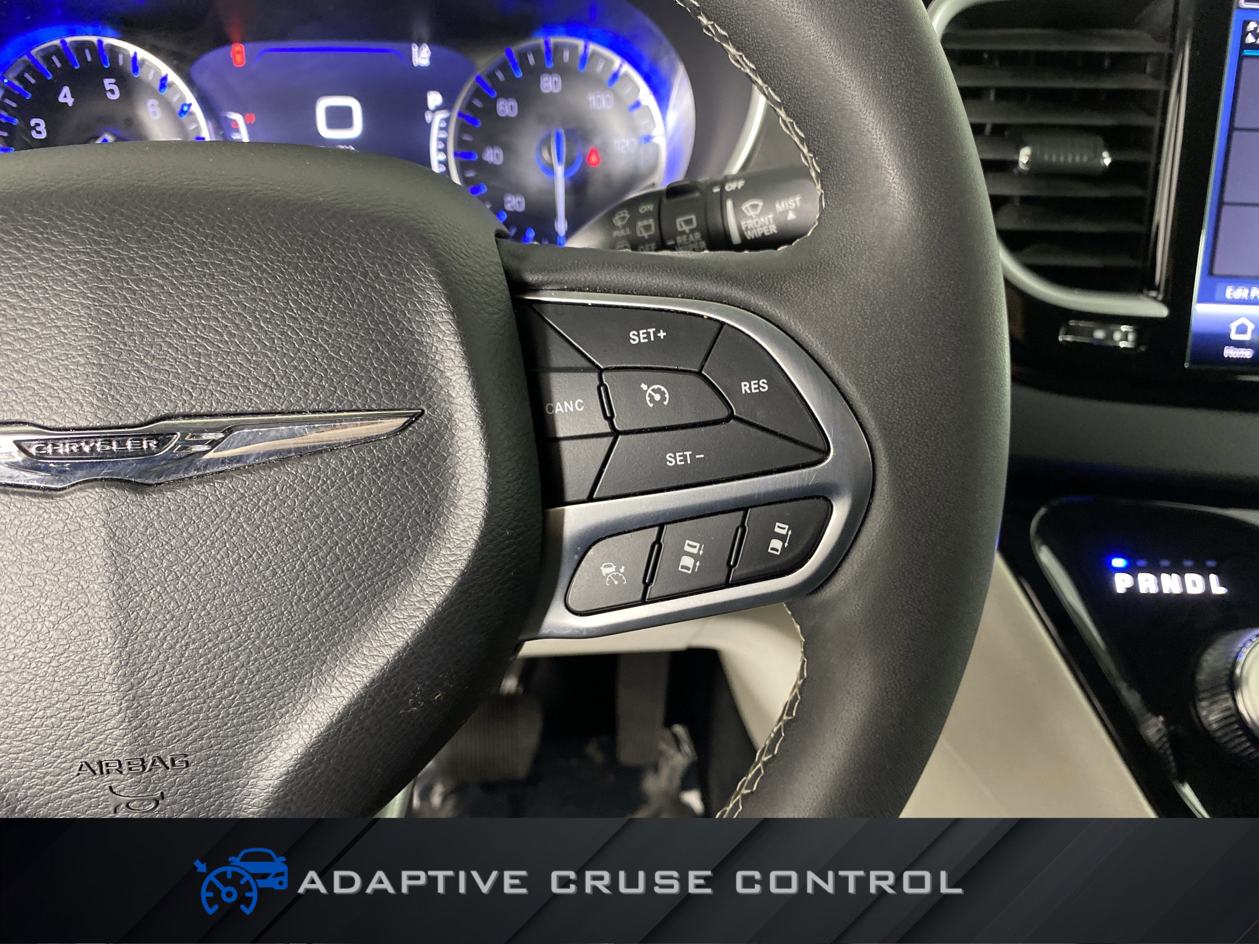 Used 2024 Chrysler Pacifica Touring-L image 23