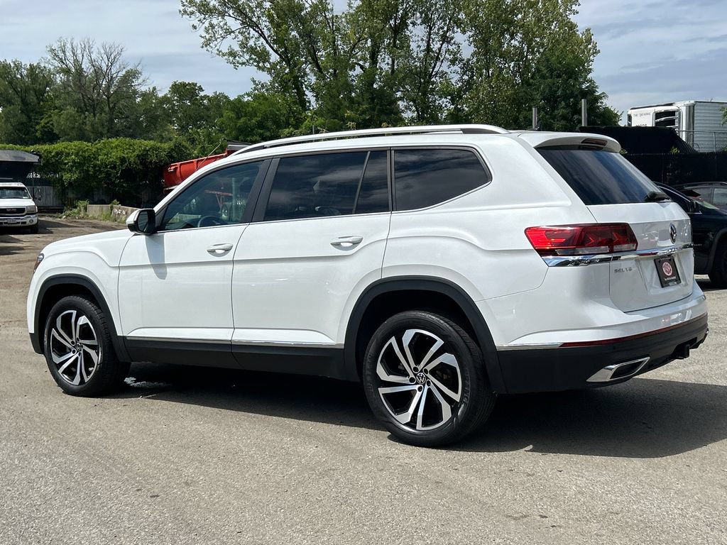 Used 2023 Volkswagen Atlas SEL AWD/4WD image 4