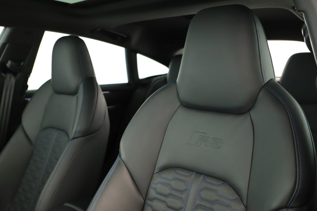 Certified 2025 Audi RS 7 performance Sportback AWD/4WD image 31
