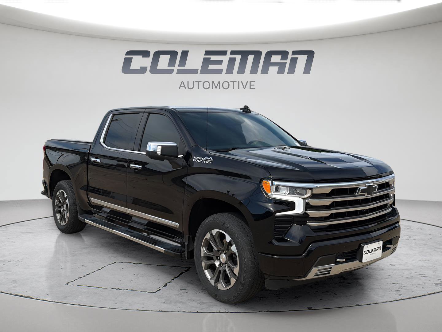 Used 2023 Chevrolet Silverado 1500 High Country w/ Technology Package AWD/4WD image 7