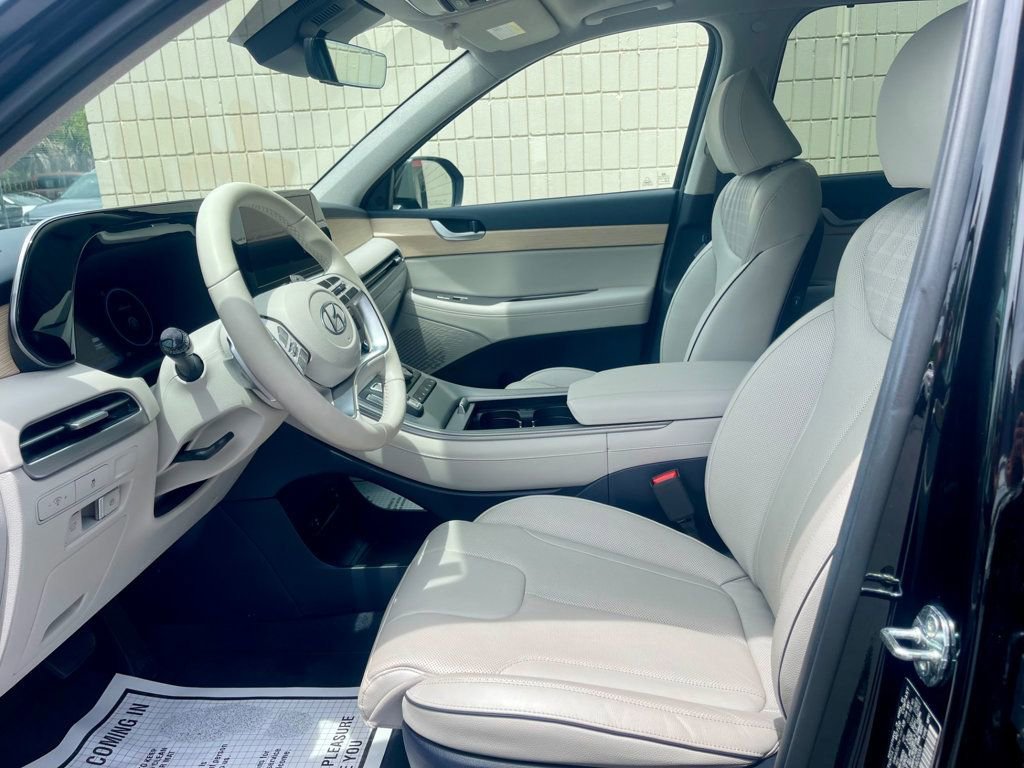 Used 2025 Hyundai Palisade Limited FWD image 10