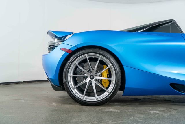 Used 2022 McLaren 720S Performance image 11