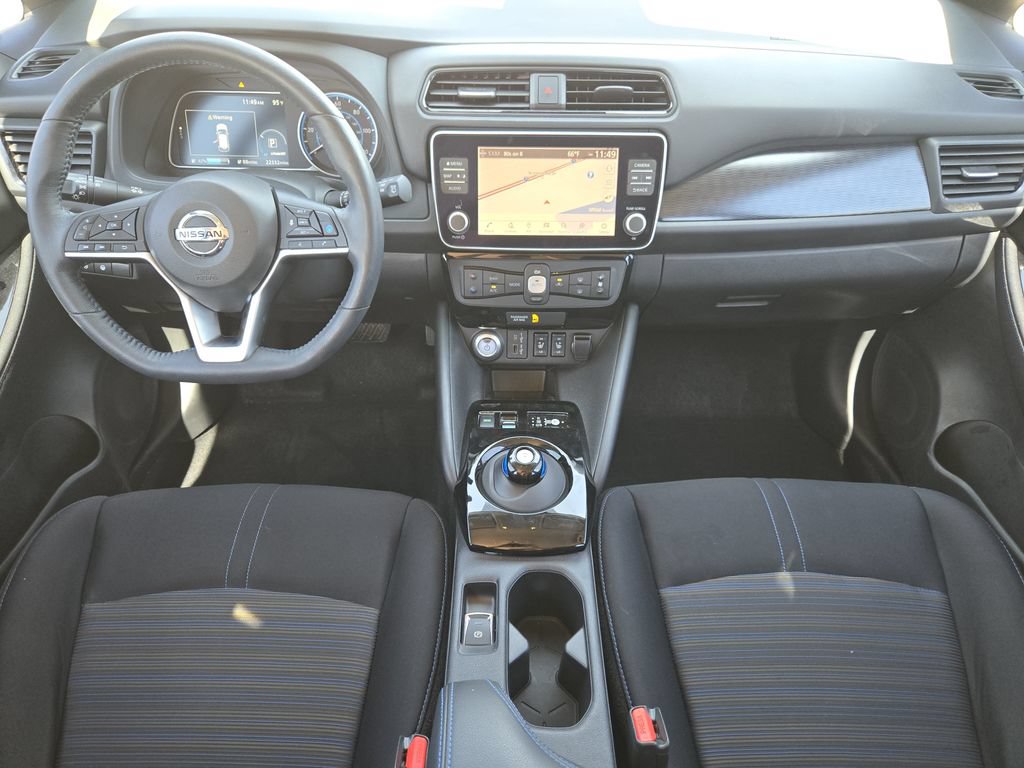 Used 2022 Nissan Leaf SV w/ SV Technology Package FWD image 17