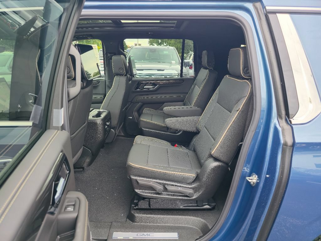 New 2026 GMC Yukon XL Elevation w/ Elevation Premium Package AWD/4WD image 24