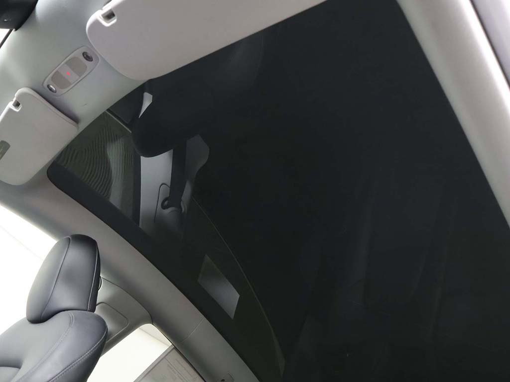 Used 2022 Tesla Model Y Long Range image 21