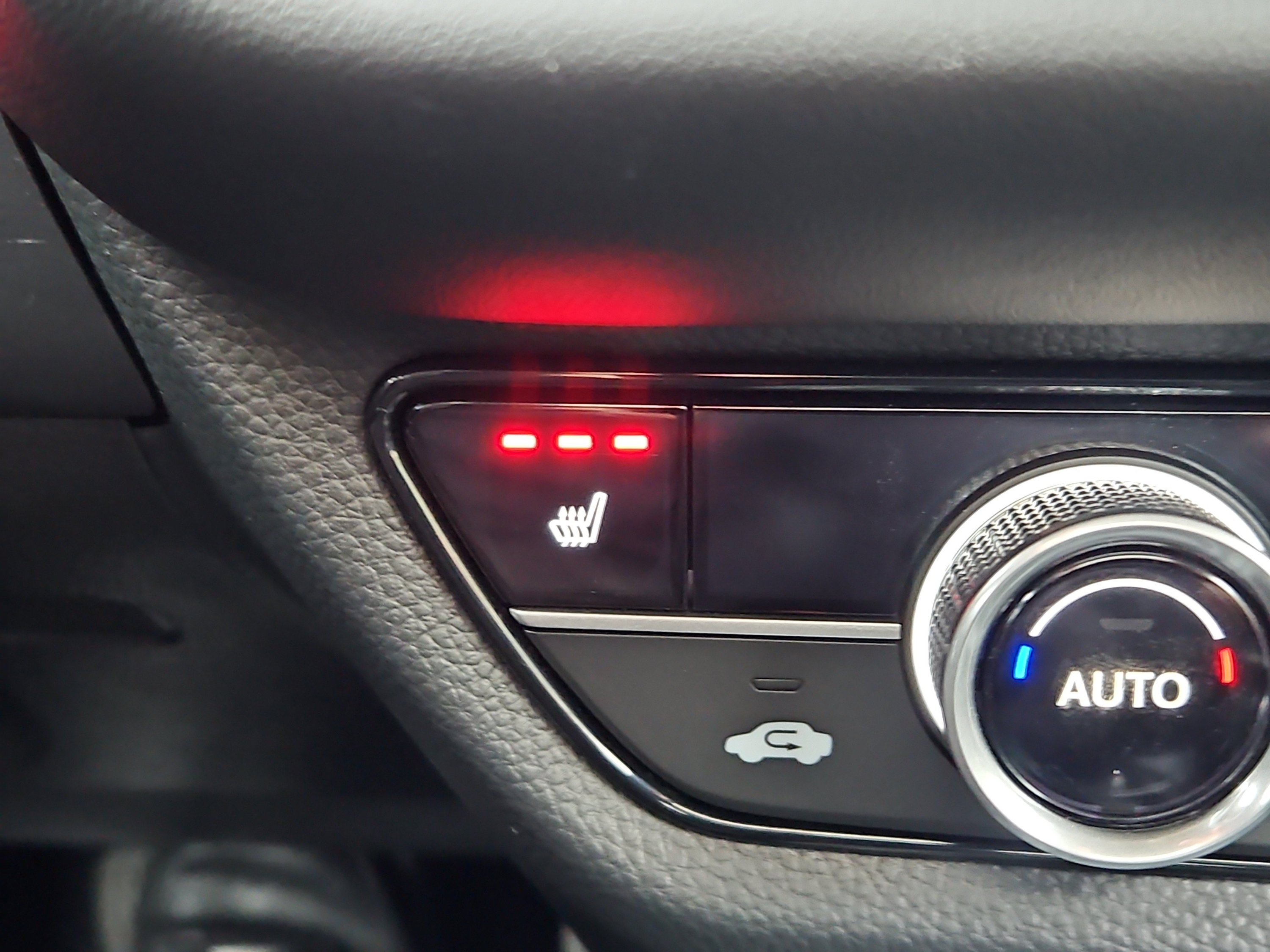 Used 2026 Honda HR-V EX-L image 12
