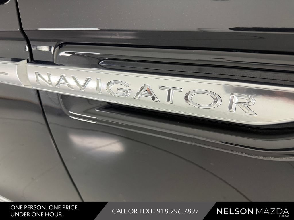 Used 2020 Lincoln Navigator Reserve w/ Luxury Package AWD/4WD image 15