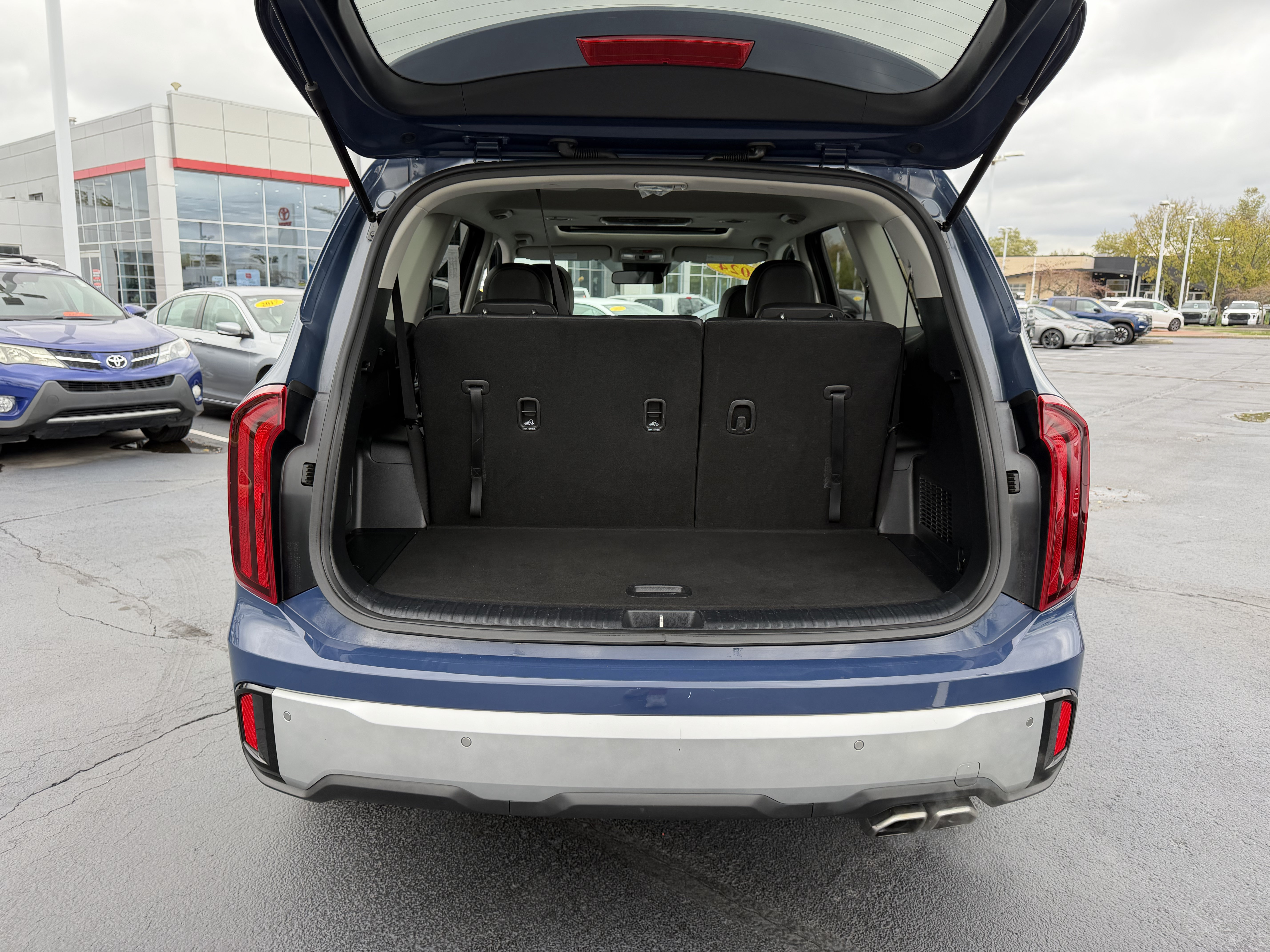 Used 2024 Kia Telluride S w/ S Sunroof Package AWD/4WD image 8