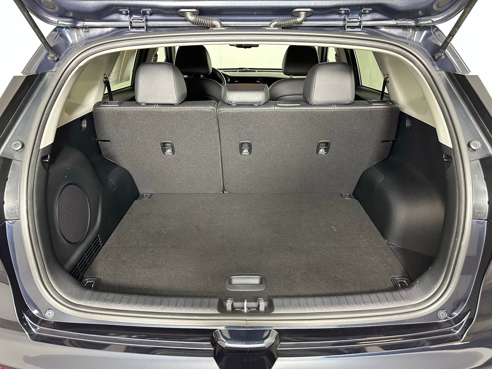 Used 2022 Kia Niro EX w/ Cold Weather Package image 28