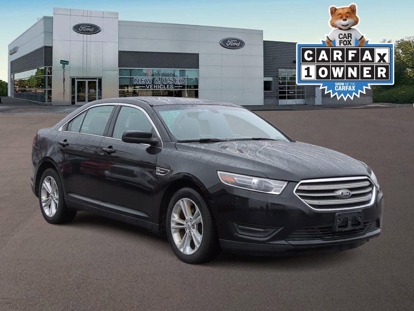 Used 2018 Ford Taurus SEL image 2