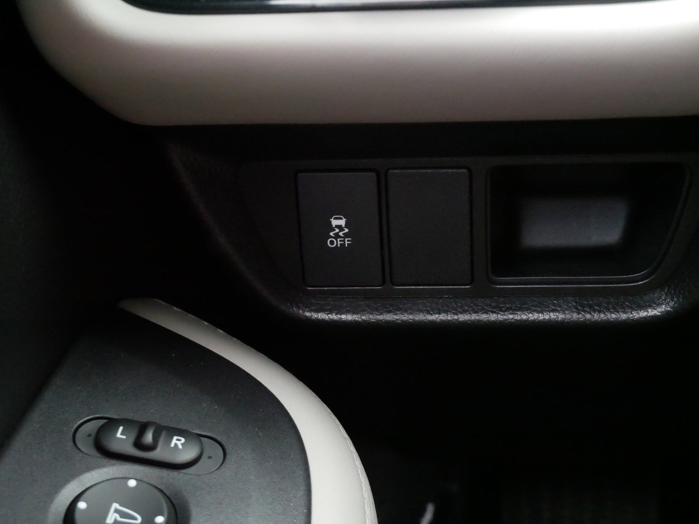 Used 2026 Honda HR-V LX image 28